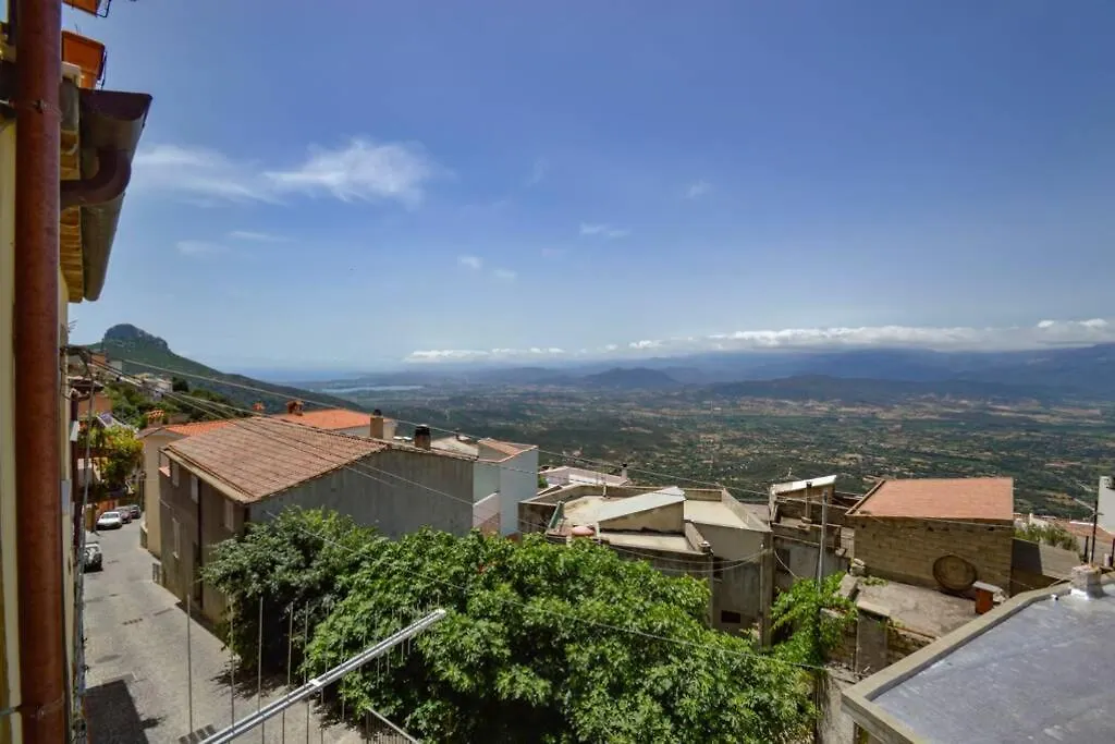 Apartament Appartamento Vista Incantevole Domm'E Orrosaria Baunei Włochy