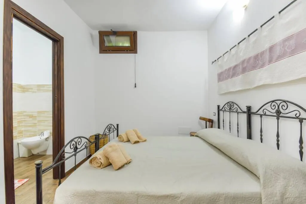 Appartamento Vista Incantevole Domm'E Orrosaria Baunei